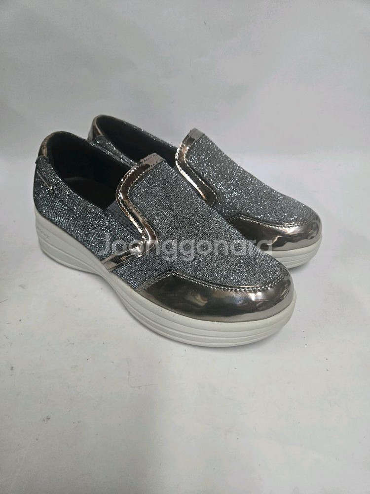 Bearpaw 베어파우 글리터 키높이 슬립온 225mm--0