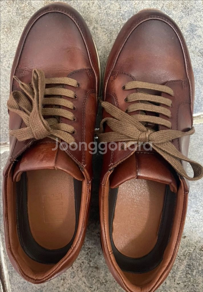 프라이 레더 스니커즈 (남성) 판매해요 260--0