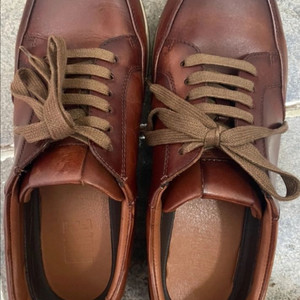 프라이 레더 스니커즈 (남성) 판매해요 260