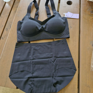 릴렉시즘 브라팬티세트 택포12000원