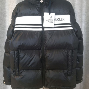 몽클래어 구스패딩 블랙 XL 새제품