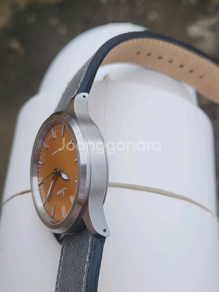 sinn 555 Citrine Yellow--6