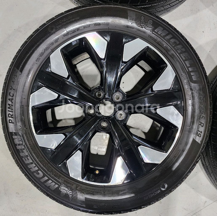 스포티지 NQ5 그래비티 19인치 휠타이어--3