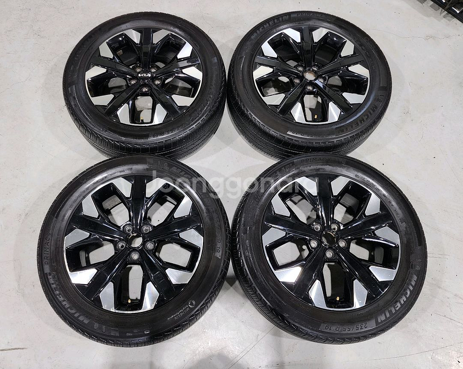 스포티지 NQ5 그래비티 19인치 휠타이어--0