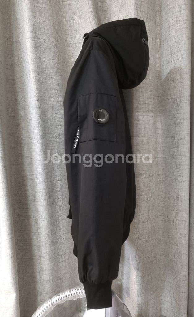 CP컴퍼니 패딩후드자켓 새제품--3