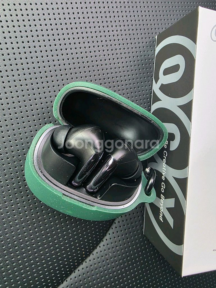 QCY 멜로버즈 프로 LDAC 케이스/반택 포함--2