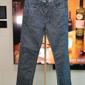 버버리 런던 영국 감성 데님 팬츠 31/32