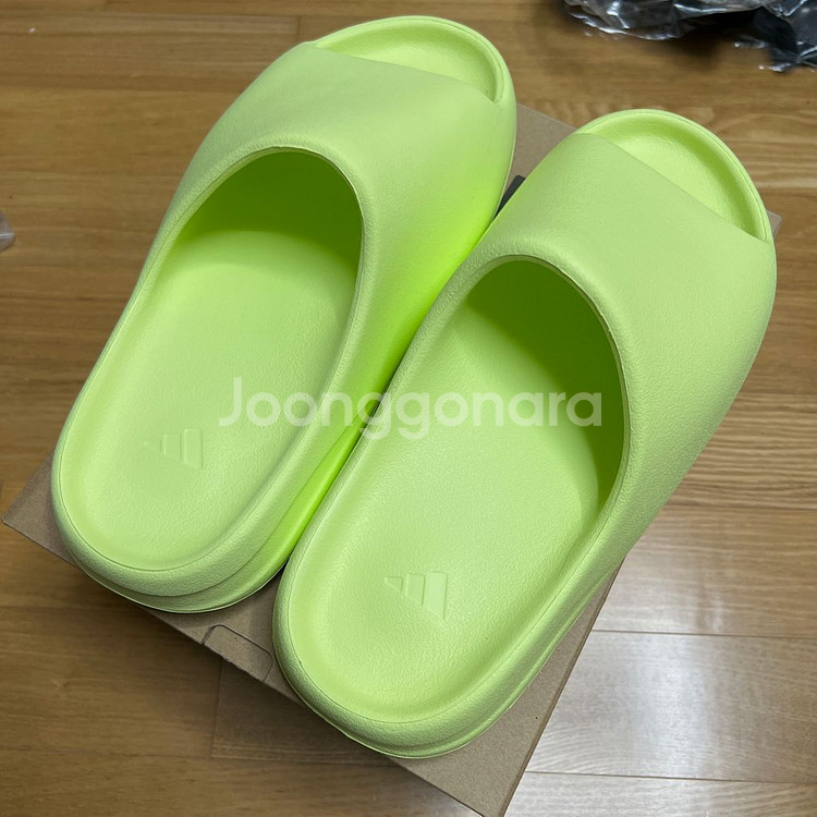 아디다스 이지 슬라이드 글로우 그린 285 사이즈 10--3