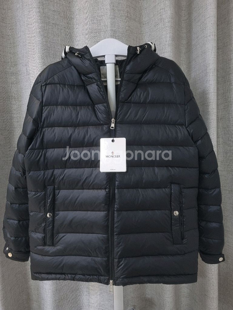 몽클레어 구스 후드패딩 블랙 XL, 2XL 새제품--0
