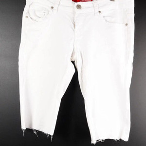 게스 흰색 반바지