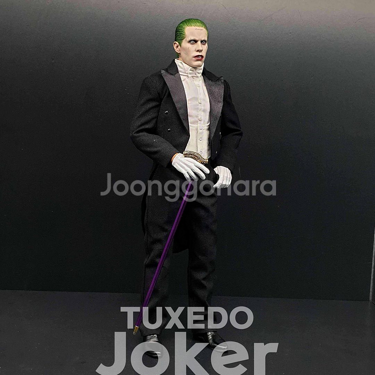 핫토이 수스쿼 턱시도 조커 커스텀 12인치 피규어--2