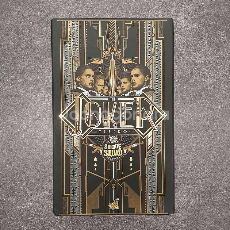 핫토이 수스쿼 턱시도 조커 커스텀 12인치 피규어--3