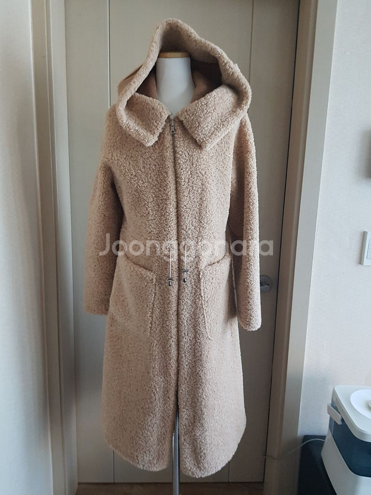 뽀글이 리얼무스탕 롱코트(미사용(네고가능--1