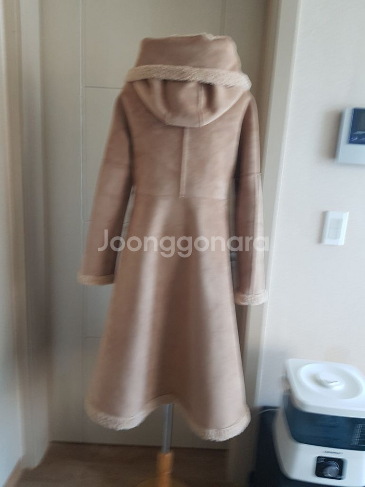 뽀글이 리얼무스탕 롱코트(미사용(네고가능--6