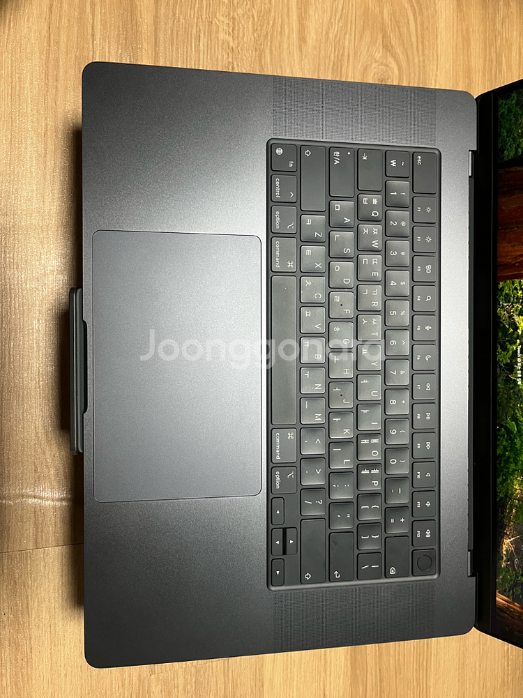 맥북 프로 16인치 m3pro 스페이스 블랙 팝니다--4