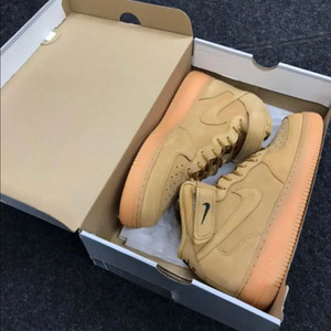 285 나이키 에어포스 1 미드 플랙스