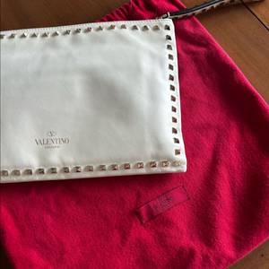발렌티노클러치백