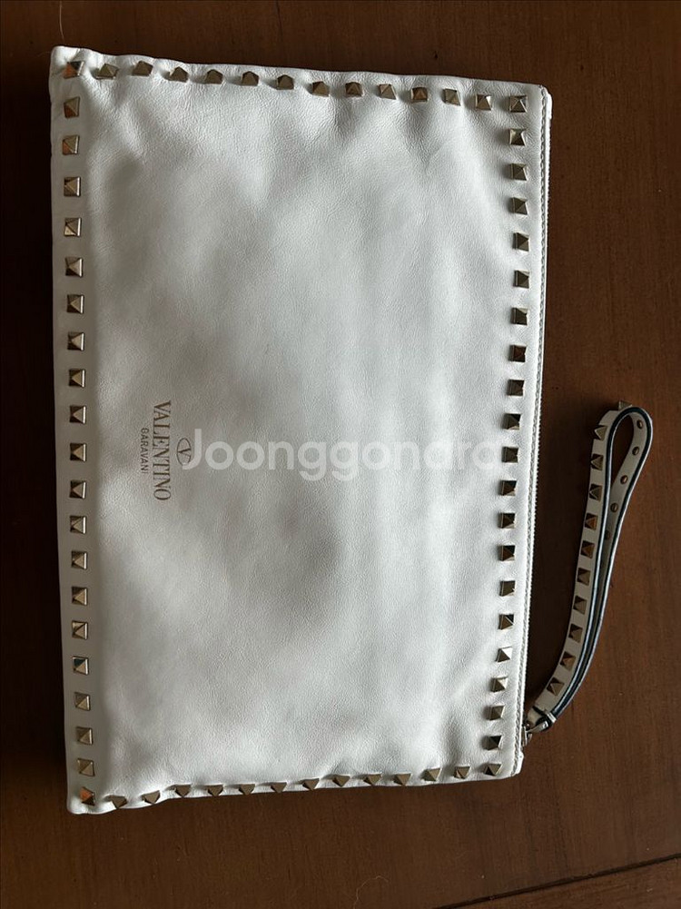 발렌티노클러치백--1