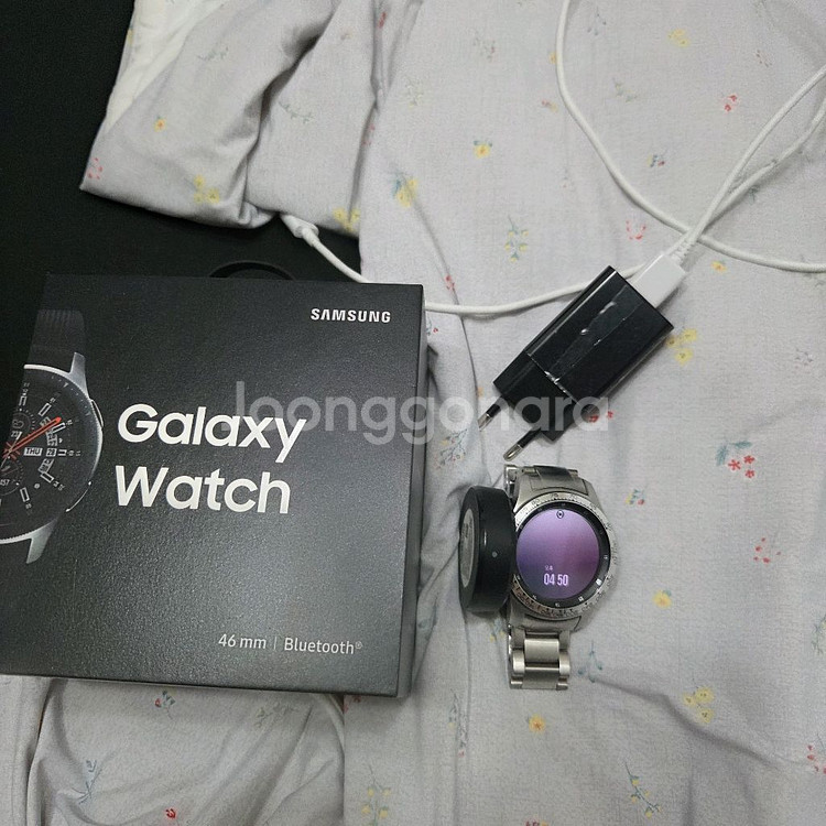 갤럭시 워치 46mm 풀박 판매합니다.--1