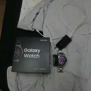 갤럭시 워치 46mm 풀박 판매합니다.