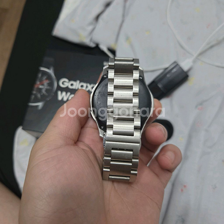 갤럭시 워치 46mm 풀박 판매합니다.--4