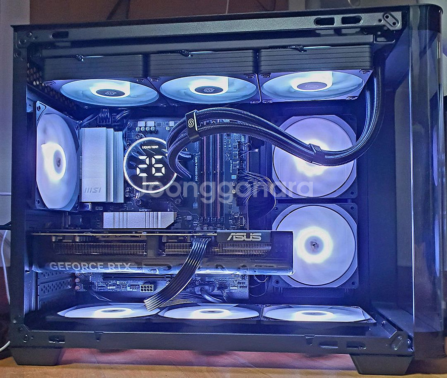 고사양 컴퓨터 9800x3d 5070ti [새제품]--1