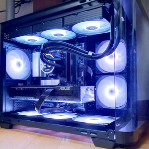 고사양 컴퓨터 9800x3d 5070ti [새제품]