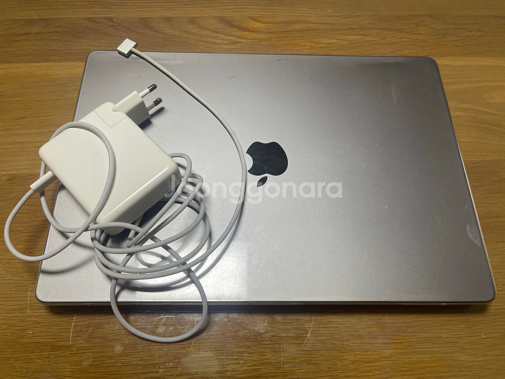 맥북 프로 16형 M1 Pro 16GB 1TB--1