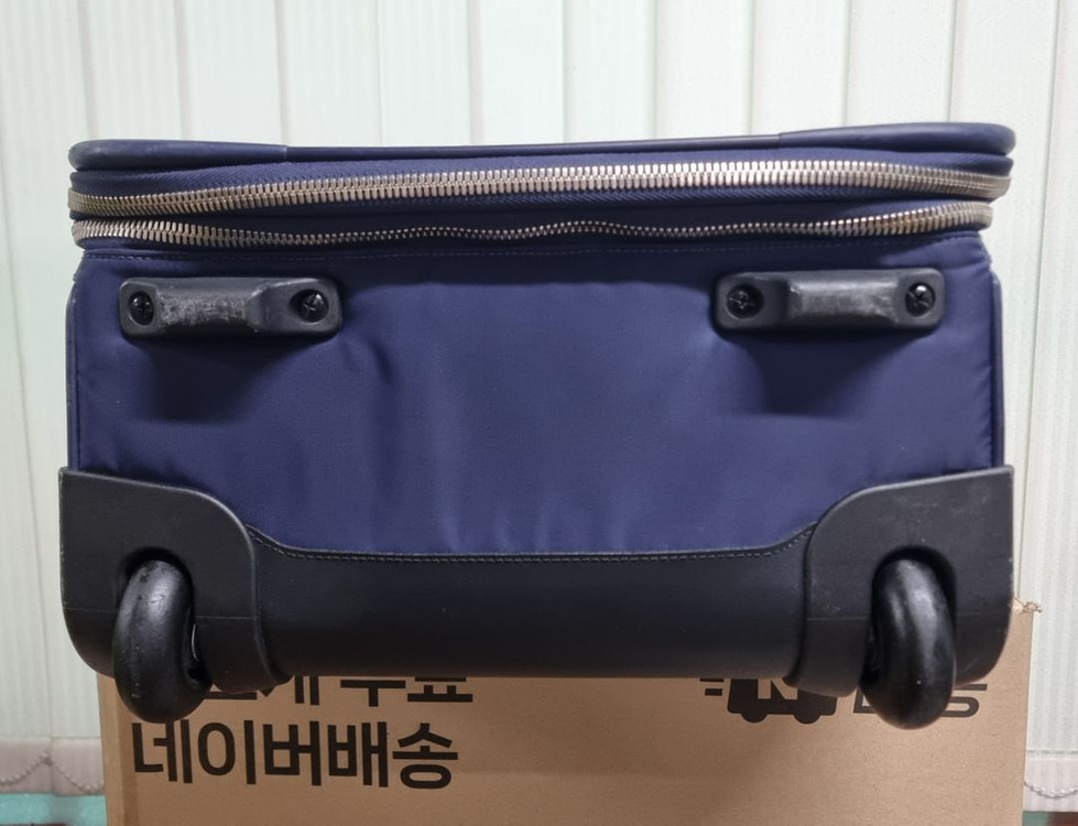 투미 보이저 기내용 확장형 캐리어--5