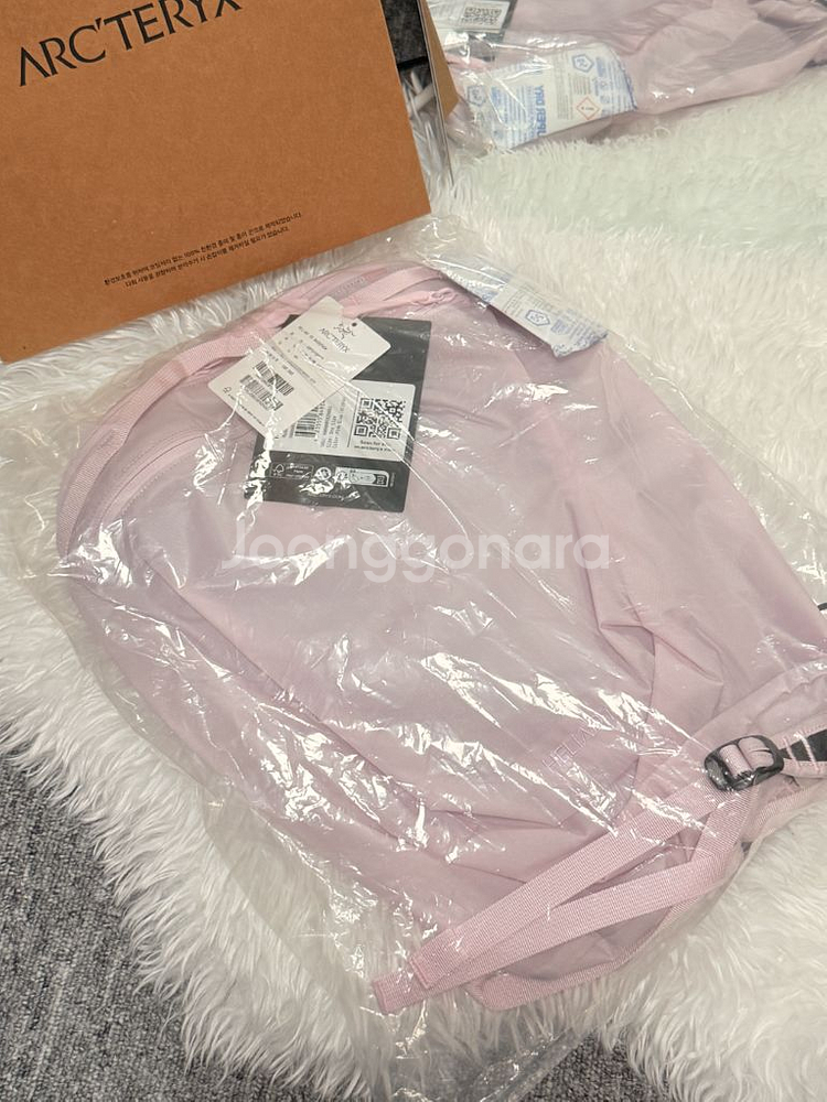 아크테릭스 헬리아드 15 백팩 핑크 글로우--1