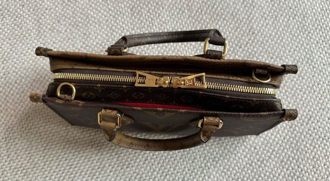 루이비통 이스트웨스트 새상품--9