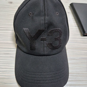 Y-3 모자 급처분