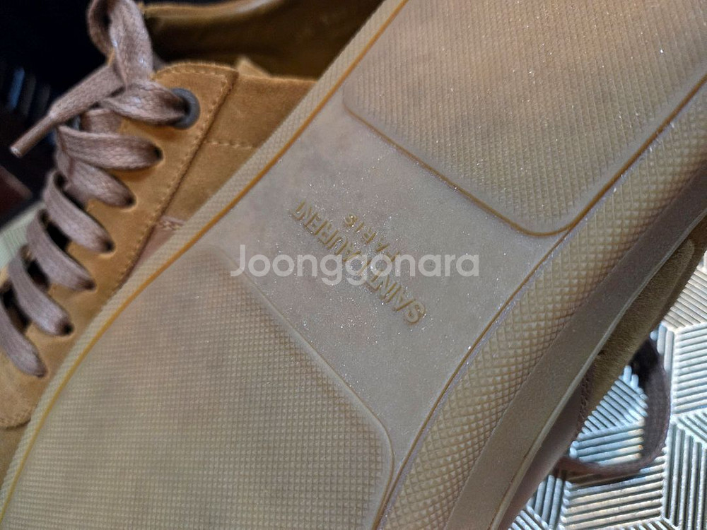 생로랑 스웨이드 스니커즈--5