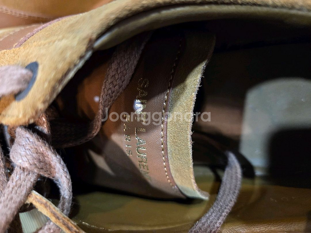 생로랑 스웨이드 스니커즈--4