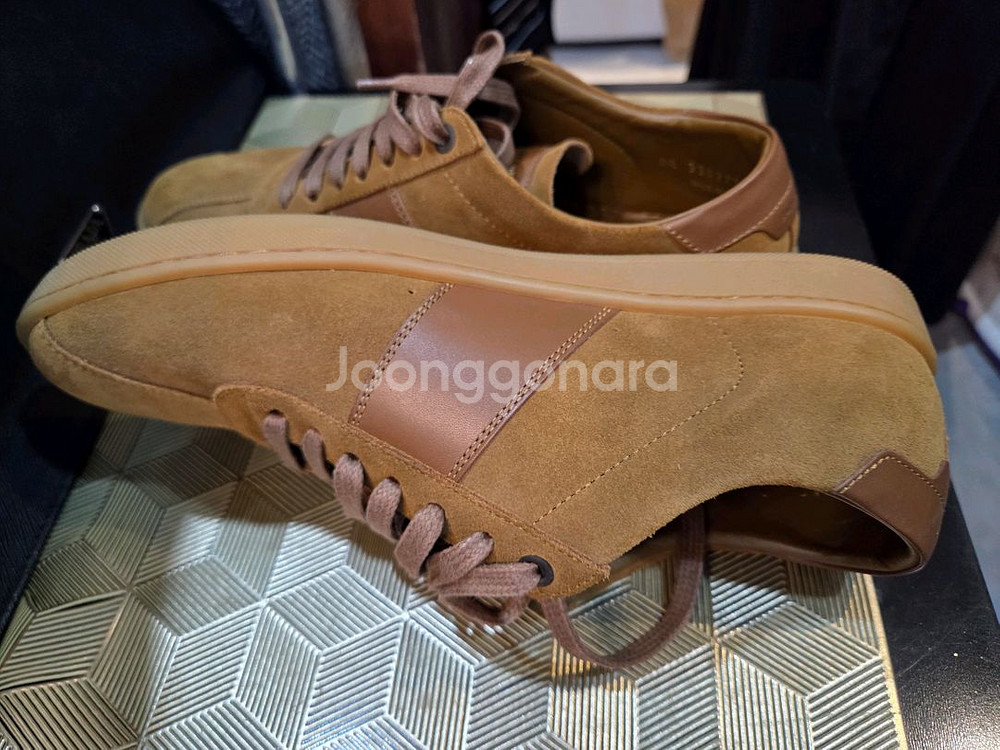 생로랑 스웨이드 스니커즈--7