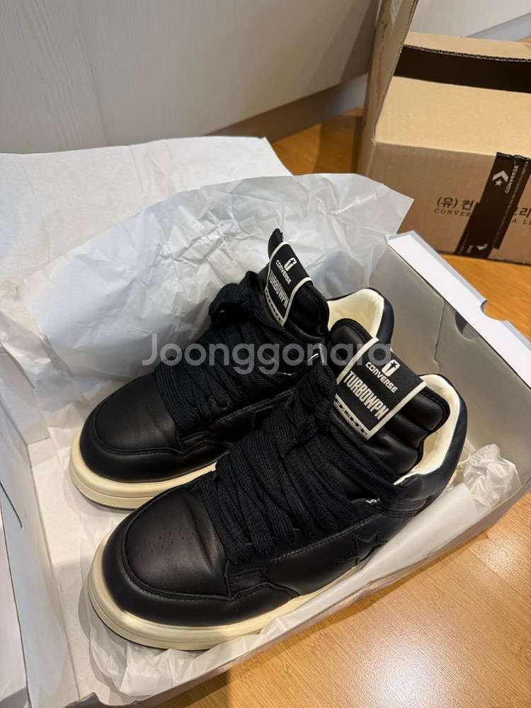 컨버스 릭오웬 터보웨폰 300 사이즈 판매합니다--0