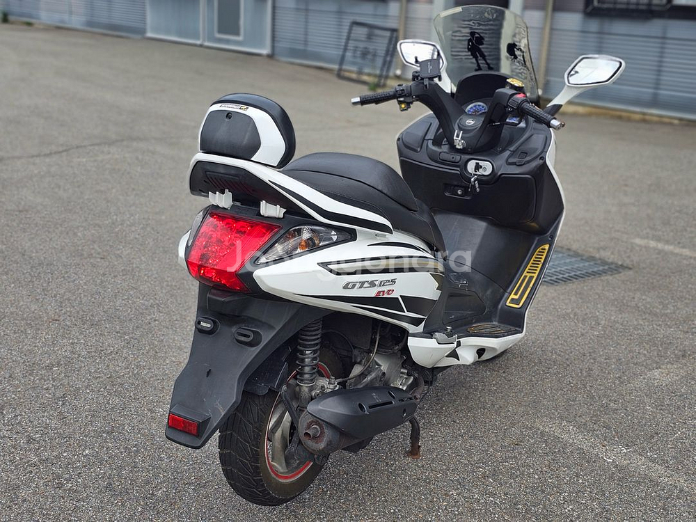 SYM/보이저125/18년식2@@@@KM/140만원/컨--5