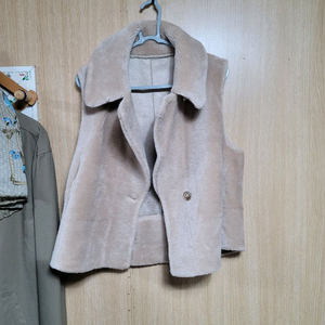 조르쥬레쉬 양모베스트 55 새거