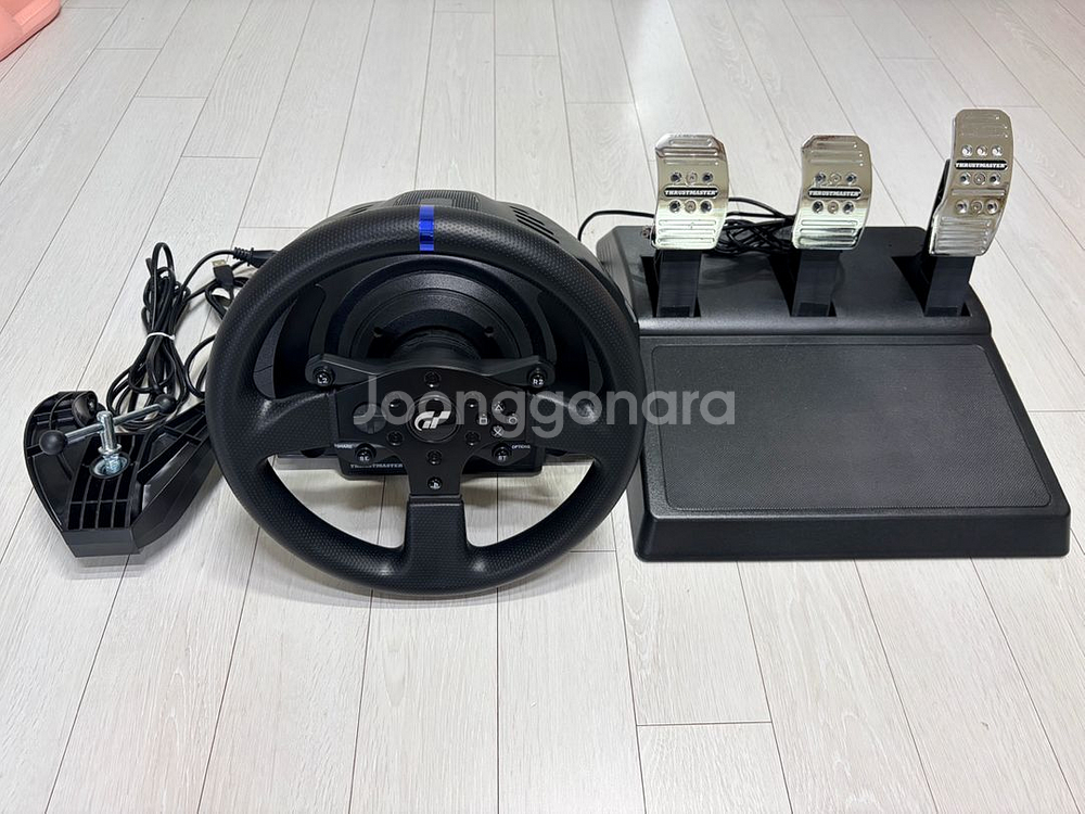 트러스트 마스터 300RS 3페달 팝니다--0