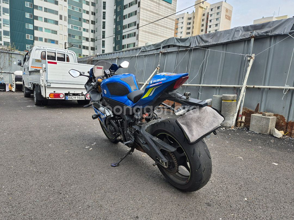 스즈키 gsx r 1000r 2018년식 3만 키로수--4