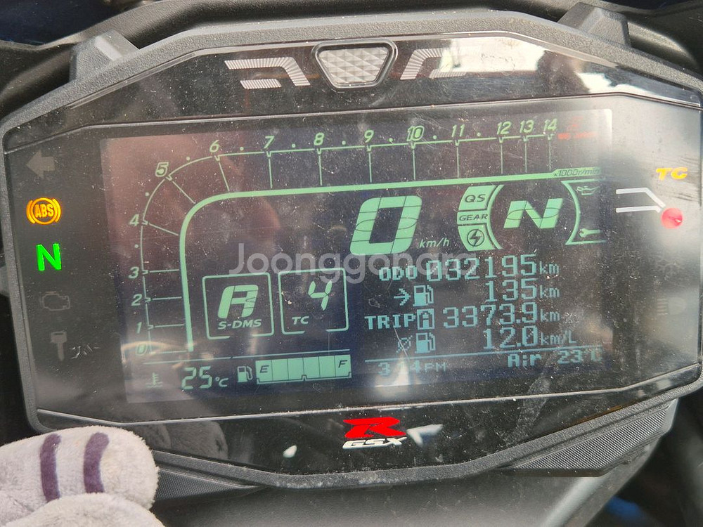 스즈키 gsx r 1000r 2018년식 3만 키로수--8