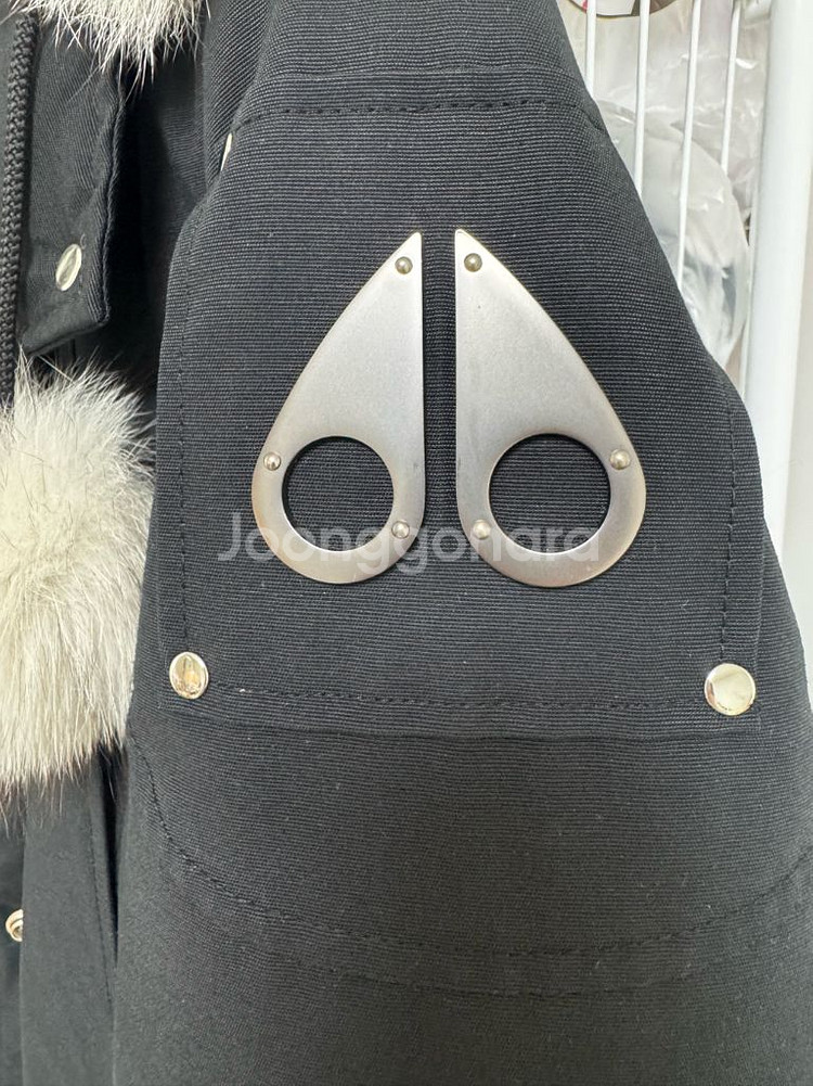 무스너클 스틸링 다운 점퍼--2