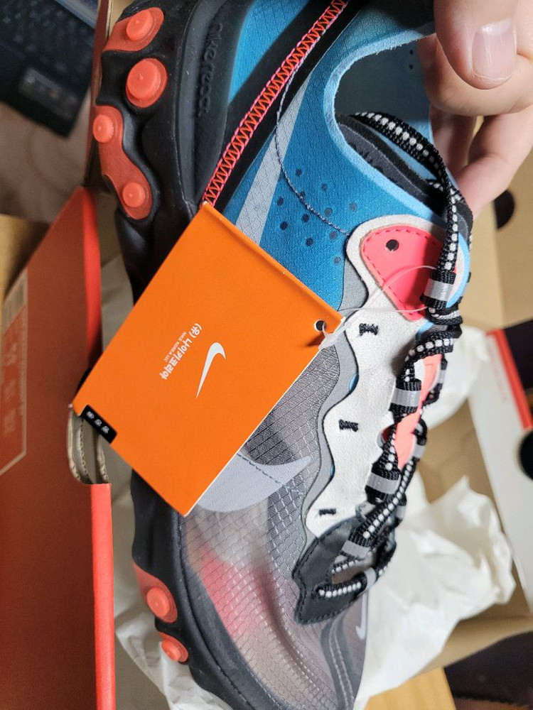 나이키 리액트 엘리먼트 87--3