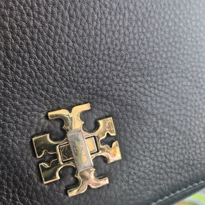 토리버치 블랙 체인 숄더백