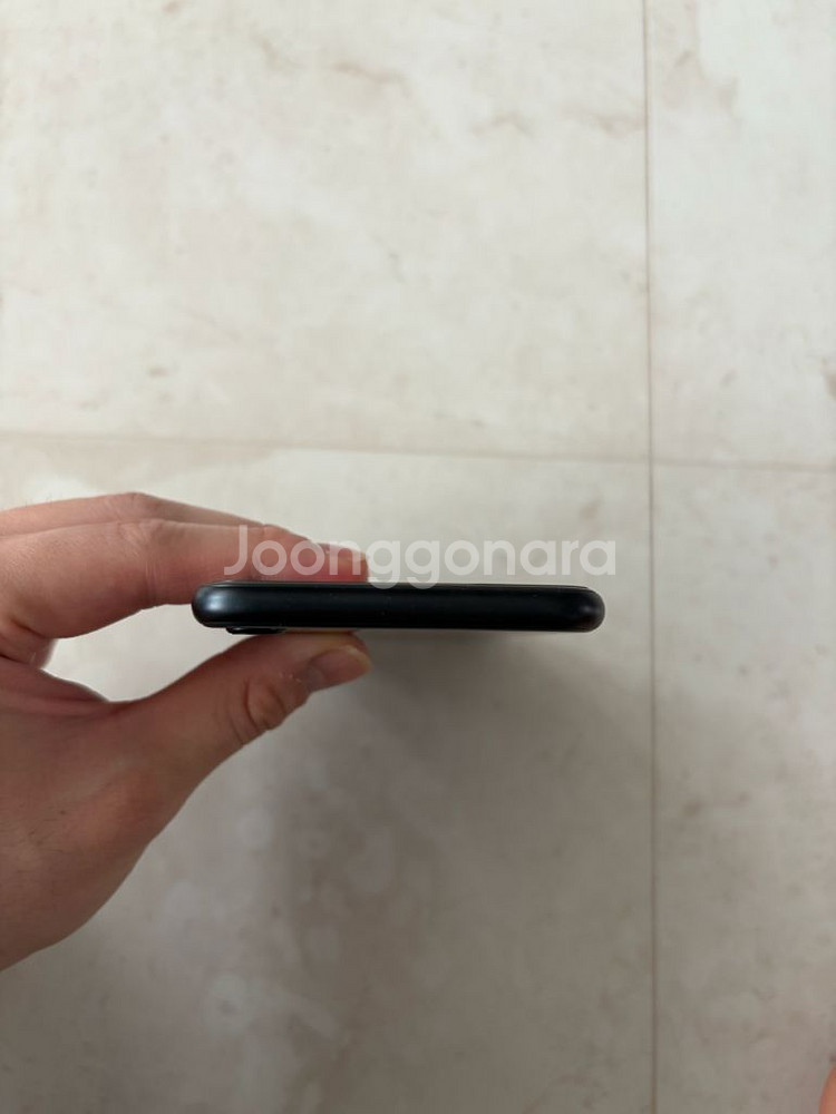 아이폰 SE3 64GB 미드나이트 S급 팝니다 !--9