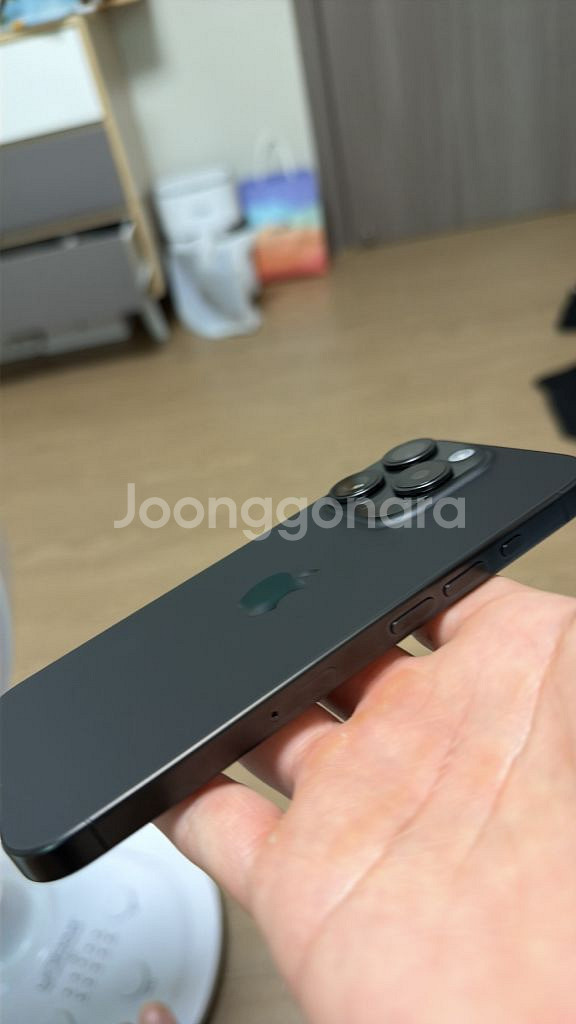 아이폰 15pro 256GB 새폰 (리퍼)--3