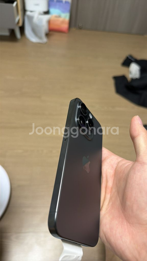 아이폰 15pro 256GB 새폰 (리퍼)--4