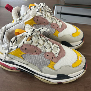 [발렌시아가] 트리플S 스니커즈/멀티 38(250mm)