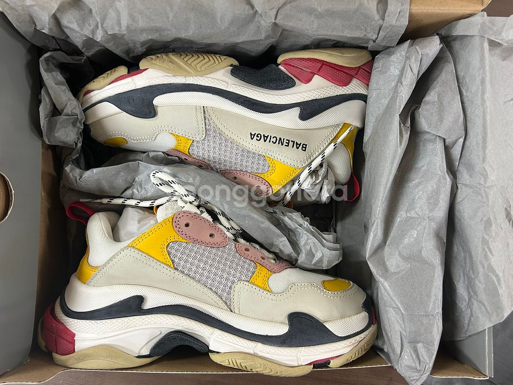 [발렌시아가] 트리플S 스니커즈/멀티 38(250mm)--4