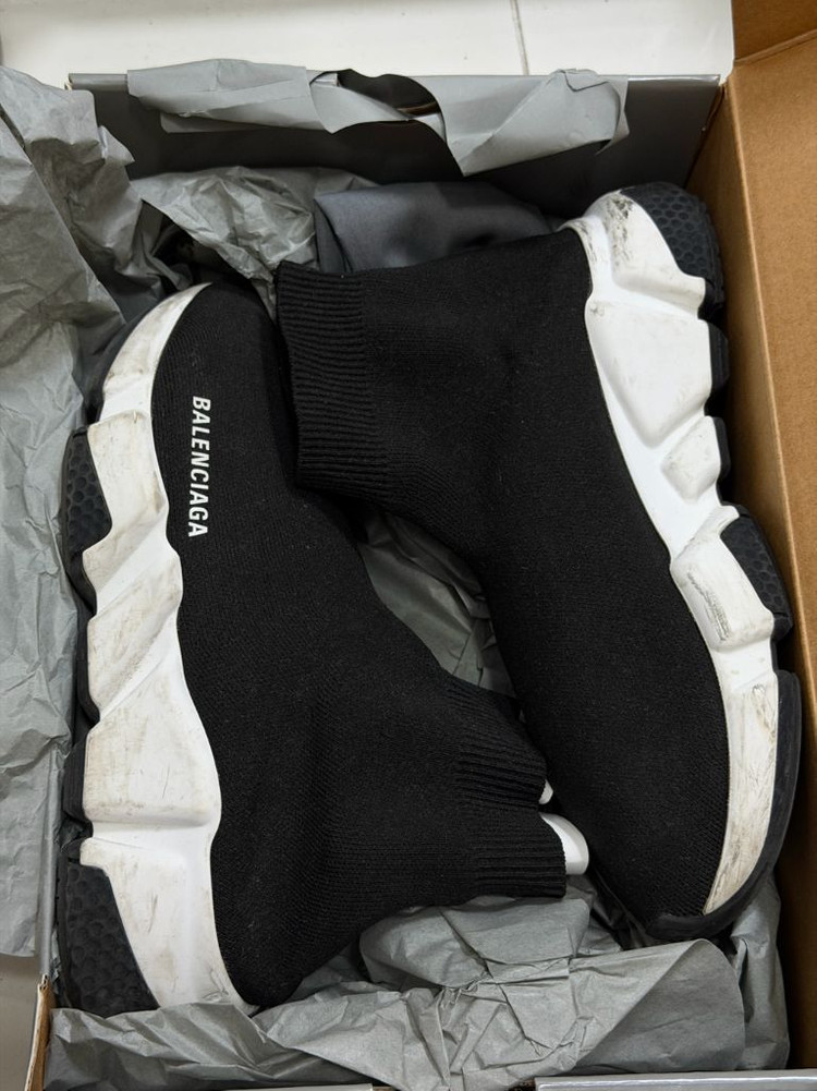 발렌시아가 스피드러너 37 사이즈 블랙 운동화 스니커즈--1